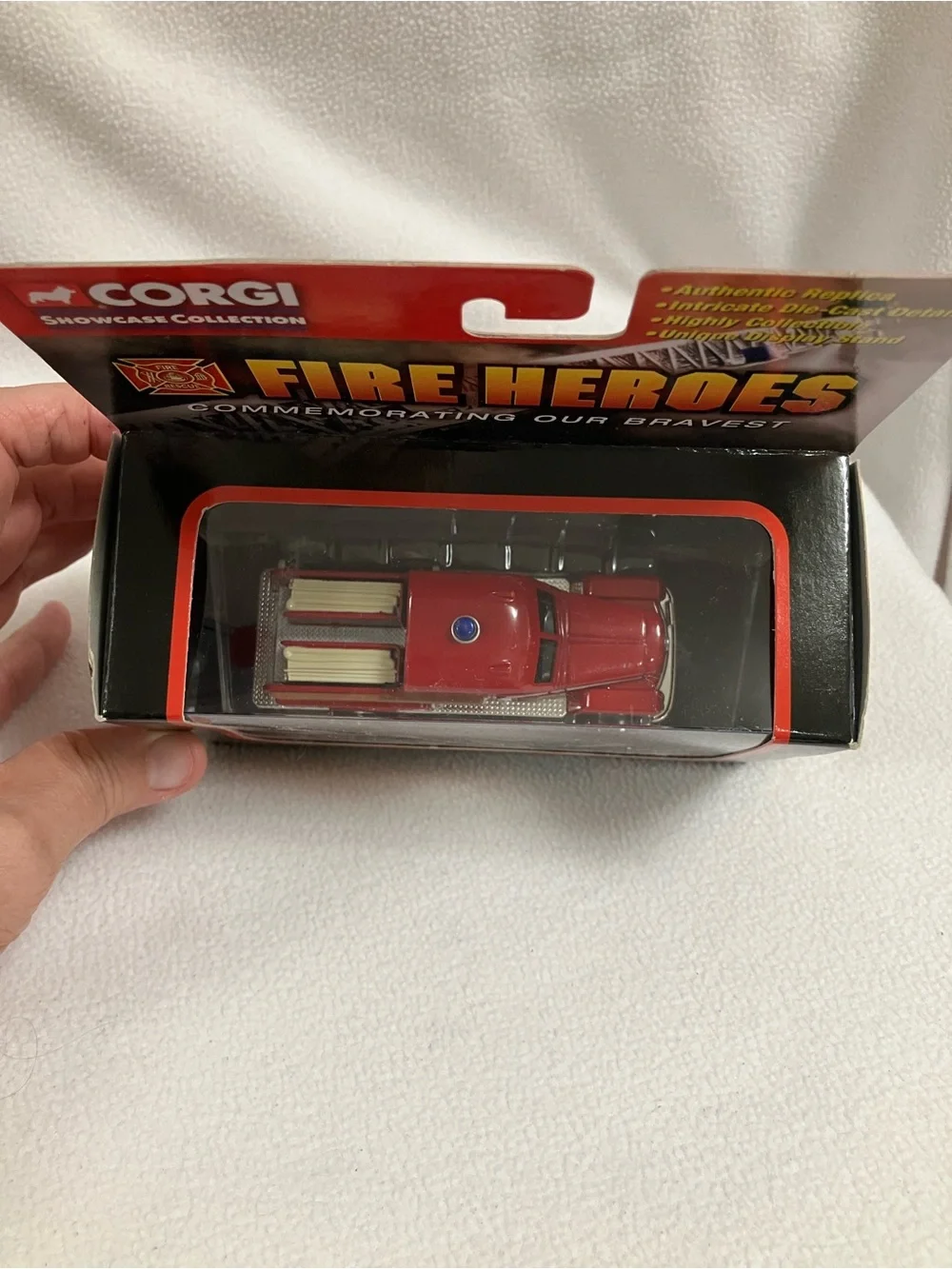 Corgi Fire Heroes 1951 Seagrave Sedan Pumper Truck San Francisco die-cast NIB